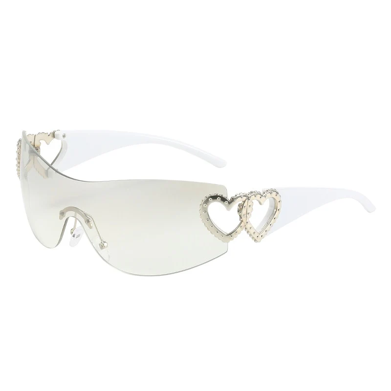 Chic Heart-Shaped Frame Sunglasses