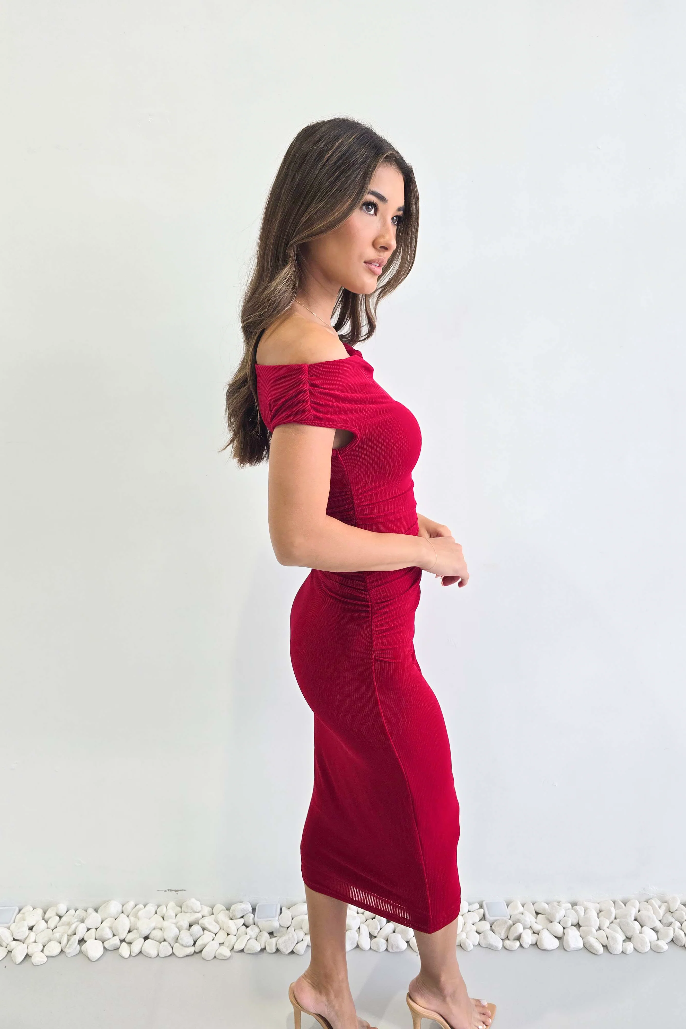 Elegant Scarlet Off-Shoulder Dress