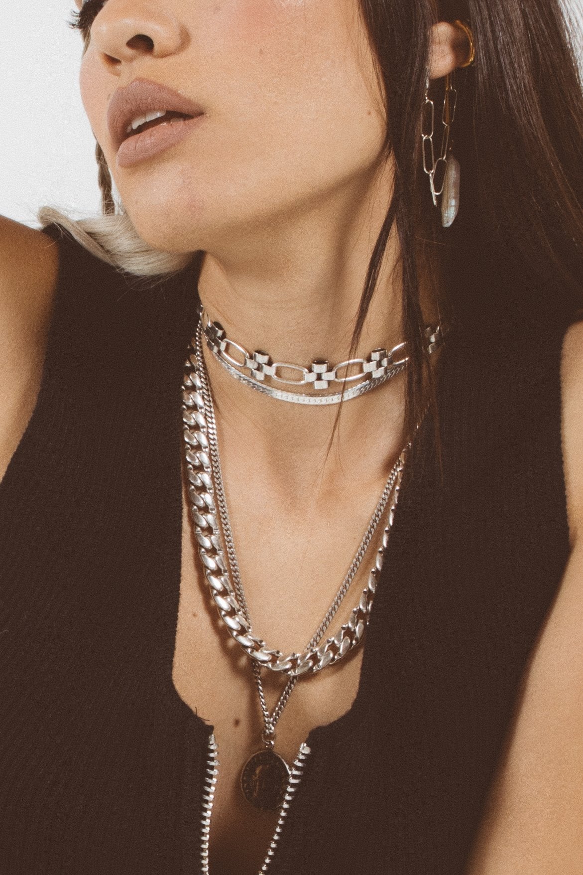 Sleek Herringbone Chain Necklace