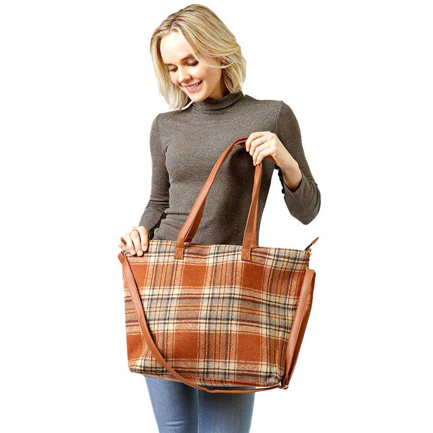 Casual Chic Plaid Shoulder Bag