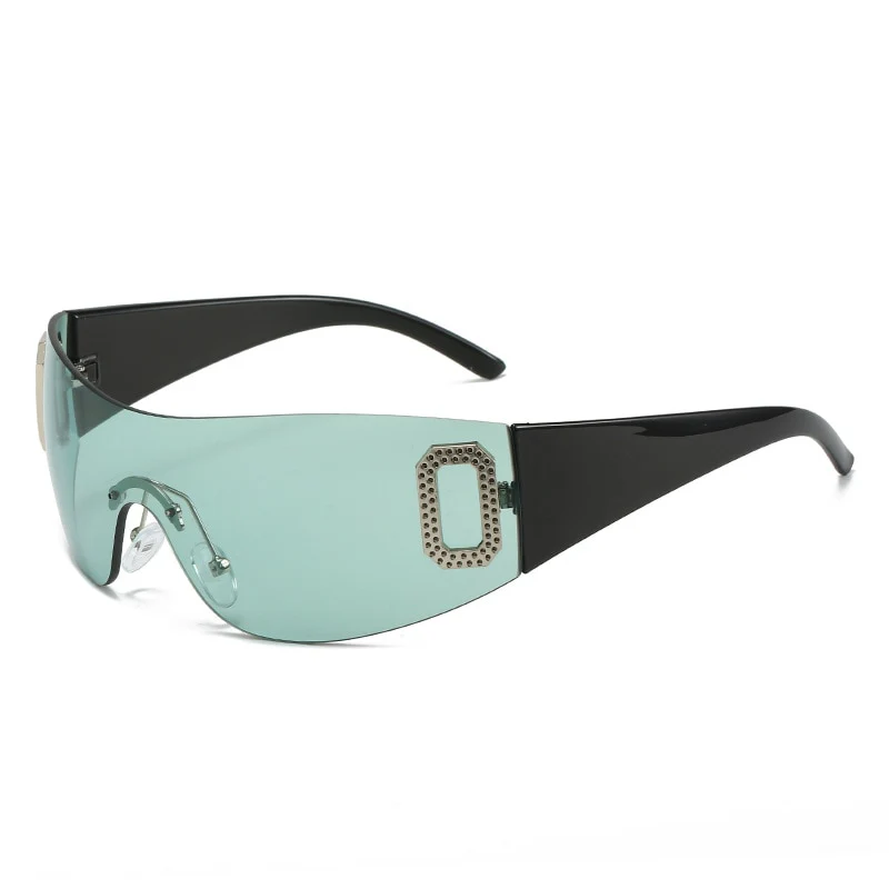 Chic Heart-Shaped Frame Sunglasses