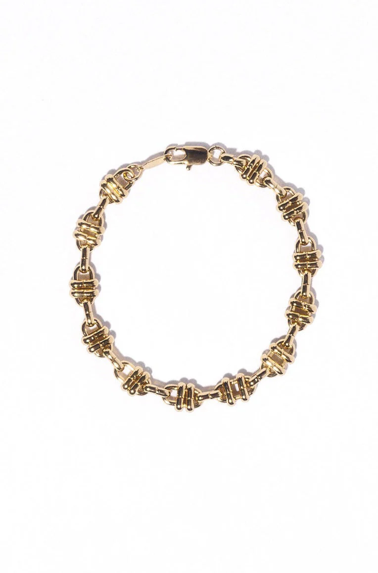 Elegant Etched Alloy Bracelet
