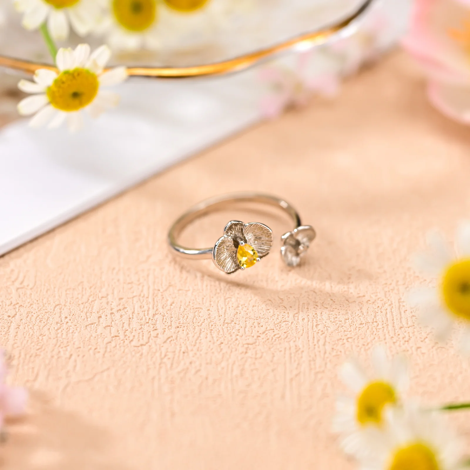 Elegant Floral Adjustable Ring