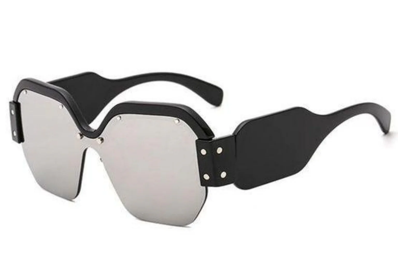 Retro Chic Oversized Sunglasses