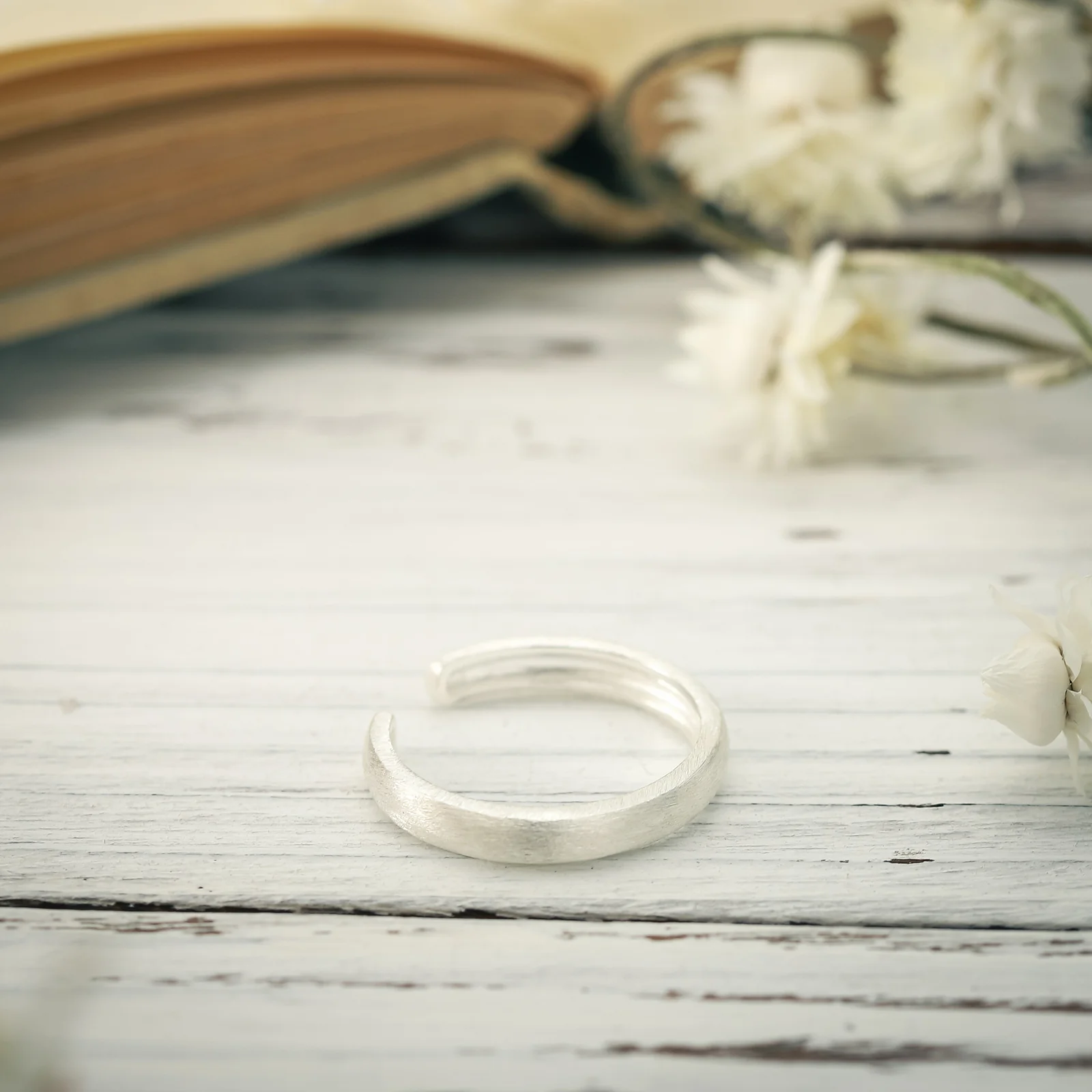 Elegant Frosted Adjustable Ring