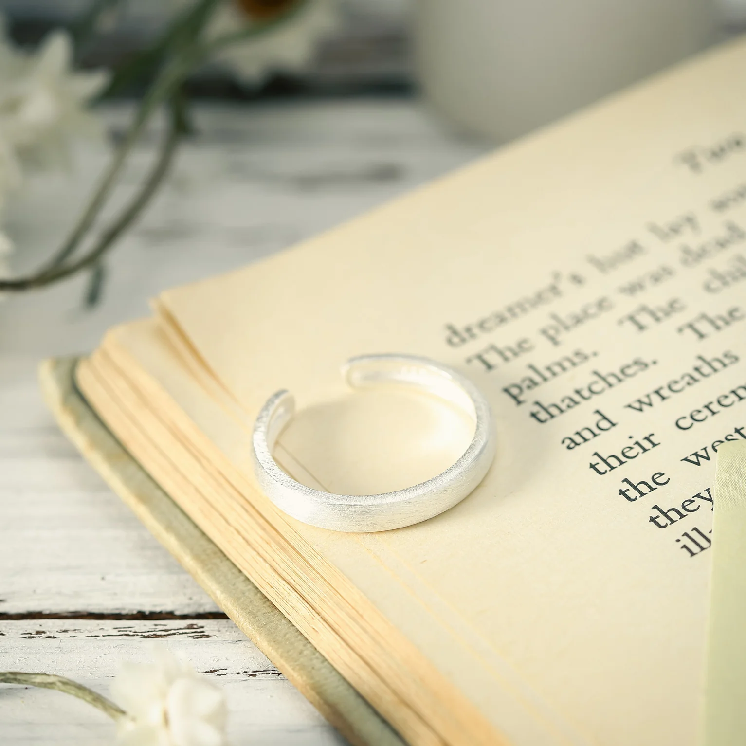 Elegant Frosted Adjustable Ring