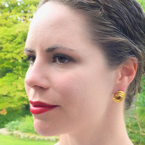 Chic Spiral Stud Earrings