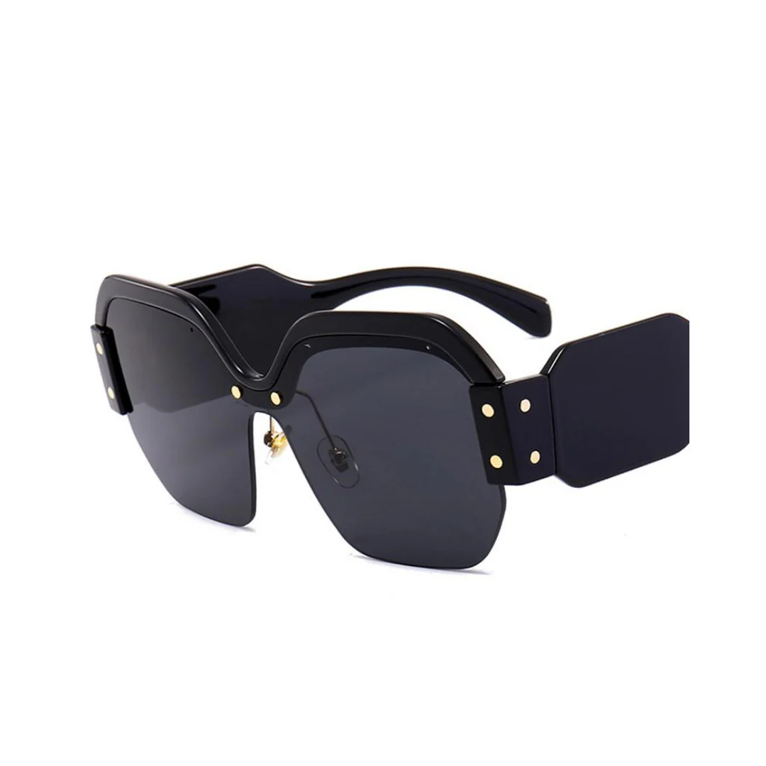 Retro Chic Oversized Sunglasses