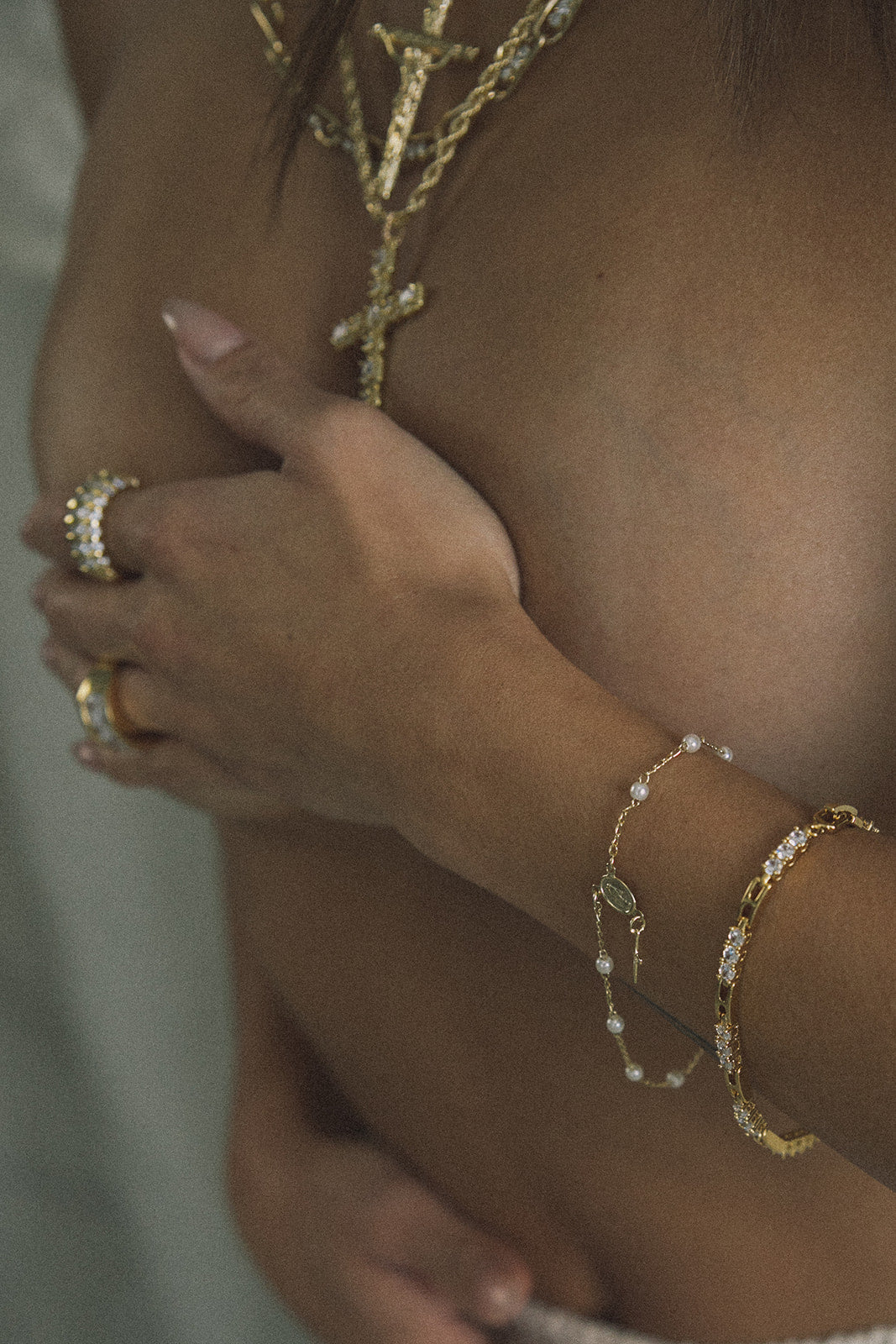 Elegant Gold-Tone Crystal Bracelet