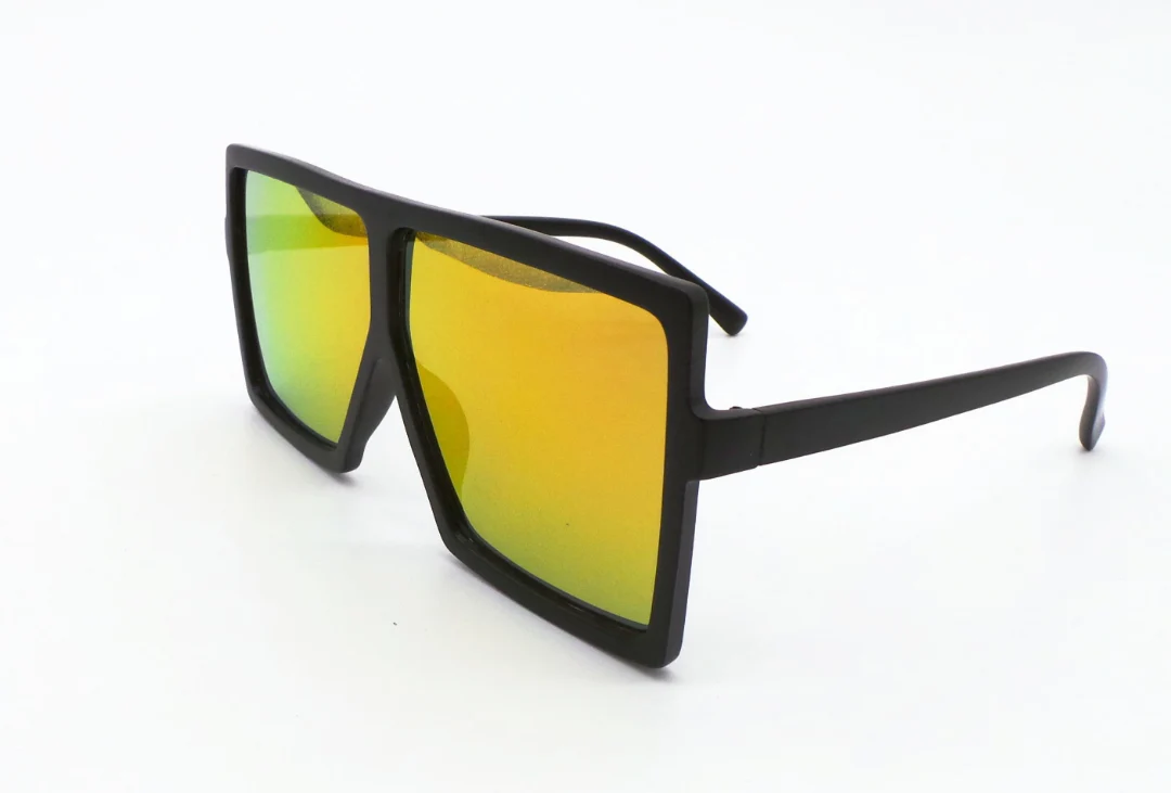 Stylish Rectangular Sunglasses