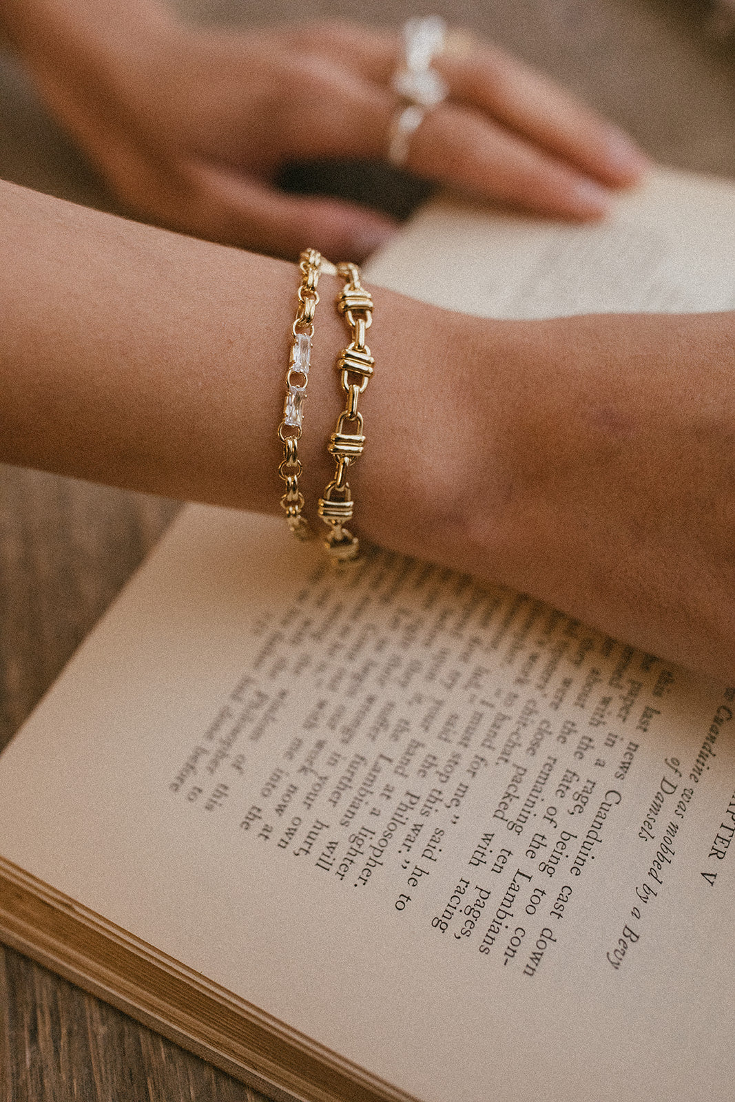 Elegant Etched Alloy Bracelet