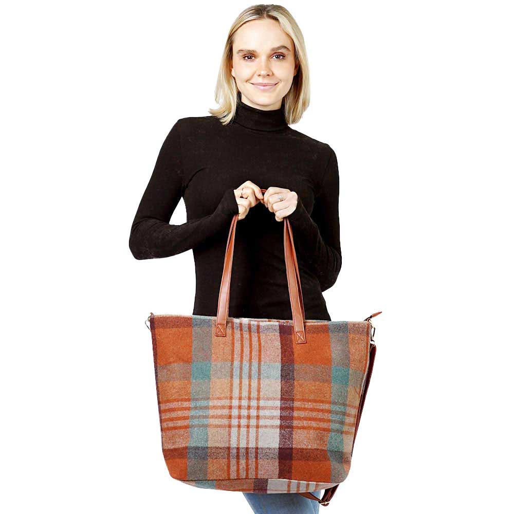 Chic Plaid Shoulder Bag